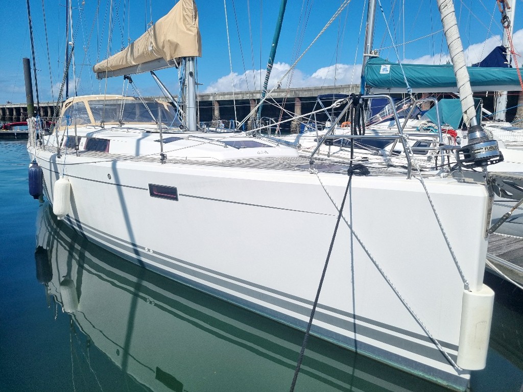 HANSE 415